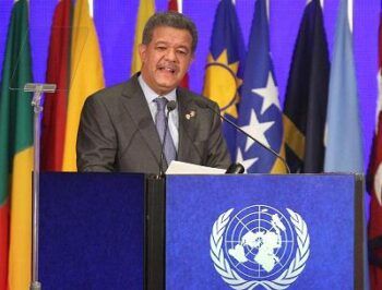 Leonel Fernández insta a la UE a priorizar crecimiento frente a austeridad