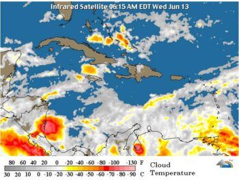 Meteorología informa onda tropical se aleja del país; temperaturas seguirán calurosas