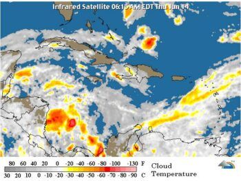 Temperaturas continuarán calurosas; Onda tropical traerá lluvias al país, según Meteorología