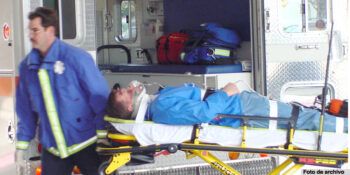 Al menos 10 muertos y 20 heridos al volcar autobús en el noroeste venezolano