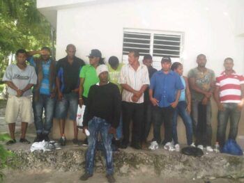 Marina de Guerra intercepta embarcación con 14 personas en Bayahibe