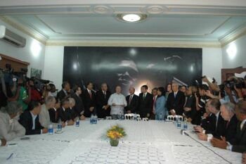 PRD dice gobierno puede elaborar un presupuesto sin mas impuestos