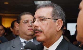 Danilo se solidariza con Obama por tiroteo en Newton