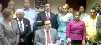 Someten a Wessin Chávez por desfalco