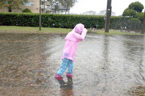 Evacuan por Sandy EEUU