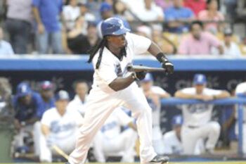 Toque suicida de Pablo Ozuna da triunfo al Licey