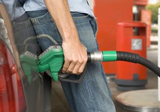 Congelan precios de GLP, gasoil y gasolina regular por 30 días