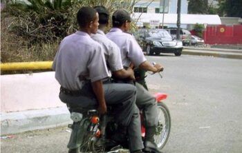 PN rastrea distintos sectores en busca de autores muerte oficial EN