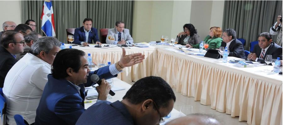 Gobierno contempla otorgar amnistía fiscal a contribuyentes