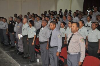 RD anuncia proceso para reforma completa de la Policía