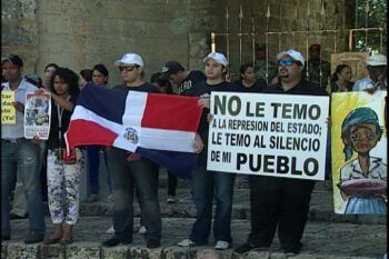 Que paguen primero los culpables, vociferaba uno de los manifestantes