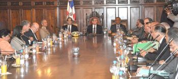 Ejecutivo someterá presupuestos por RD$516,799 millones