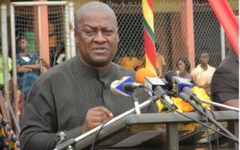 Ghana elige como presidente a Mahama, pero oposición rechaza los resultados