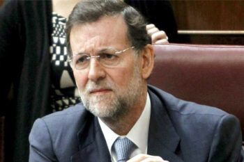 Rajoy asegura cumplirá su mandato ante caso de corrupción en su partido
