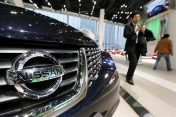Nissan llama a revisión casi 500,000 unidades de su modelo March