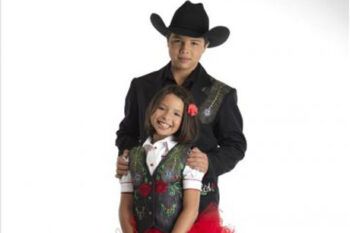 Hijos de Pepe Aguilar siguen estela de su padre con «Nueva Tradición»