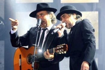 Sabina y Serrat apuñalan la rutina en Ecuador con su dúo improbable