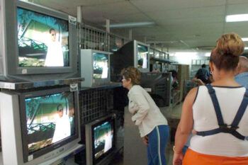 Radio y televisión cubana no emitirán música de contenido vulgar