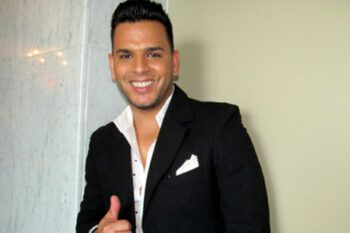 Tito El Bambino sube al primer lugar con su disco «Invicto»