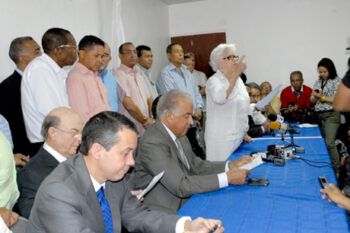 Facción de Hipólito dice acudirá a reunión CEN convocó Miguel