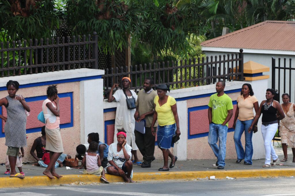 Niega presiones a grupo de haitianos en RD para volver a Haití