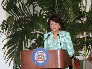 Primera Dama entrega Premio Nacional Madre Ejemplar