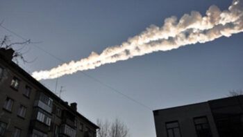 Cae meteorito en Rusia y deja al menos 500 heridos