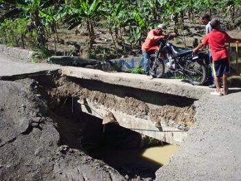 FALPO pide reconstrucción de puente en Monte de la Jagua, Moca
