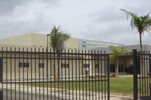 Fachada Hospital Monte Plata 4