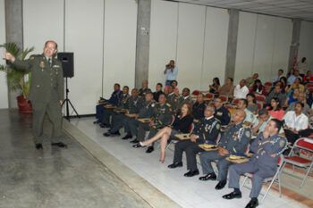 Policía de Colombia expone experiencias en proceso de Reforma y Modernización