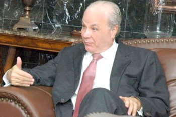 Camilo saluda acuerdo para aumentar salario de trabajadores
