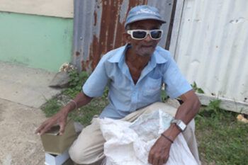 Un caminante por la vida visita Sabana Grande de Boyá