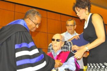 UASD reconoce méritos de Yaqui Núñez del Risco