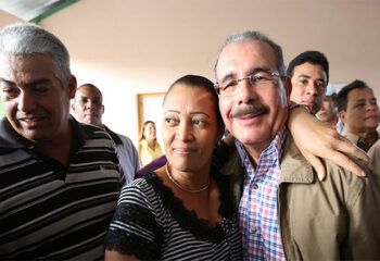 Danilo Medina confía en erradicar el analfabetismo en dos años