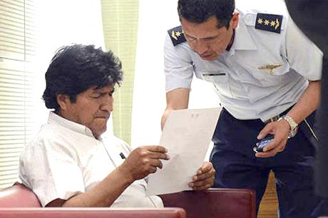 Evo Morales es impedido de ingresar al Perú
