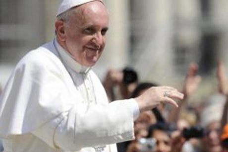 Papa Francisco afirma que los placeres de comer y sexual son «simplemente divinos»