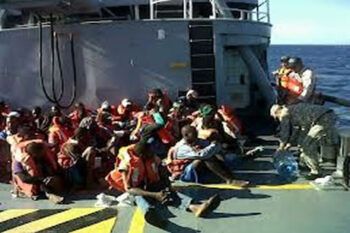 Marina de Guerra  detiene a 9 haitianos por pesca ilegal