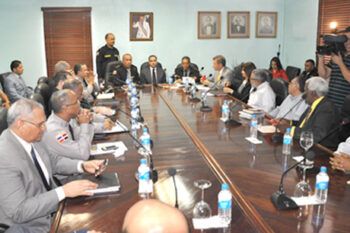 Organizaciones de la sociedad civil respaldan al jefe de la Policía