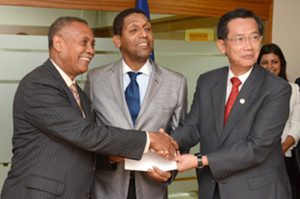 Taiwan dona a RD 19-7