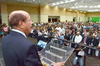 Temístocles Montás acepta apoyo externo a nominación presidencial