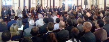 Danilo ordena abrir crédito para que ingenieros entreguen aulas el 31 de diciembre