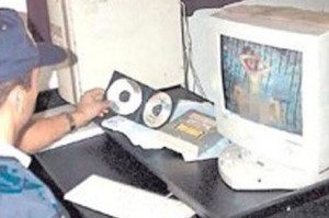 Pornografia infantil 21