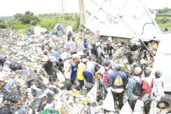 Tribunal se reserva fallo sobre medida cautelar por conflicto vertedero Duquesa