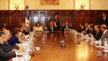 Presupuesto 2014 continuará priorizando necesidades básicas de la población