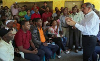 El Gobierno facilitará extracción e industrialización del larimar