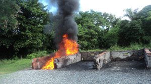 Droga incinerada por las autoridades.