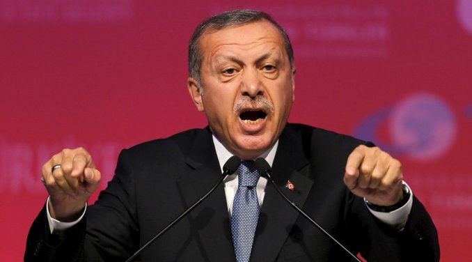 Presidente de Turquía promete duros castigos para los golpistas