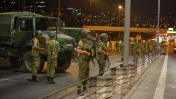 Fracasa intentona golpe de Estado en Turquía, dice servicio Inteligencia