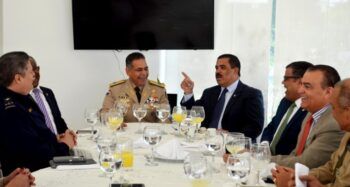 Comisión del Senado y Ministerio de Defensa analizan leyes sobre seguridad
