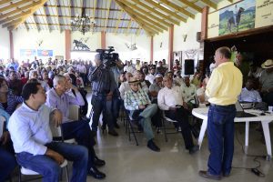 Ministerio de Medio Ambiente presenta plan ambiental para Constanza 